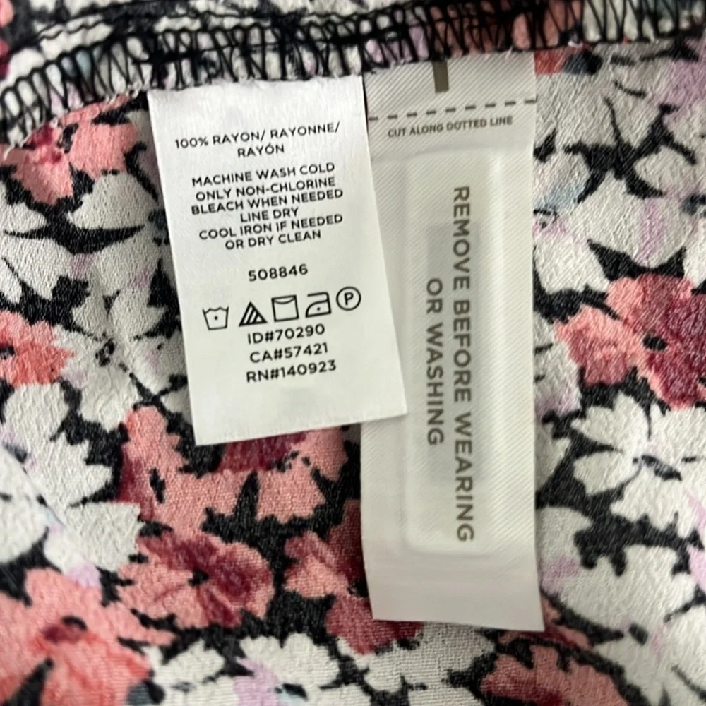 NWT Loft Size Small Petite garden split neck pocket dress $89 no belt